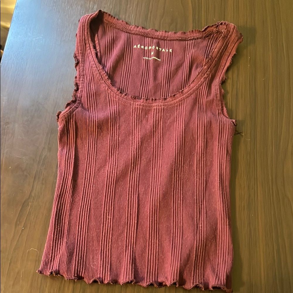 Aeropostale Women's ribbed crop Burgundy Tank Top size medium
